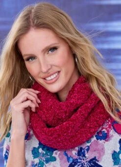 Raspberry Chenille Snood